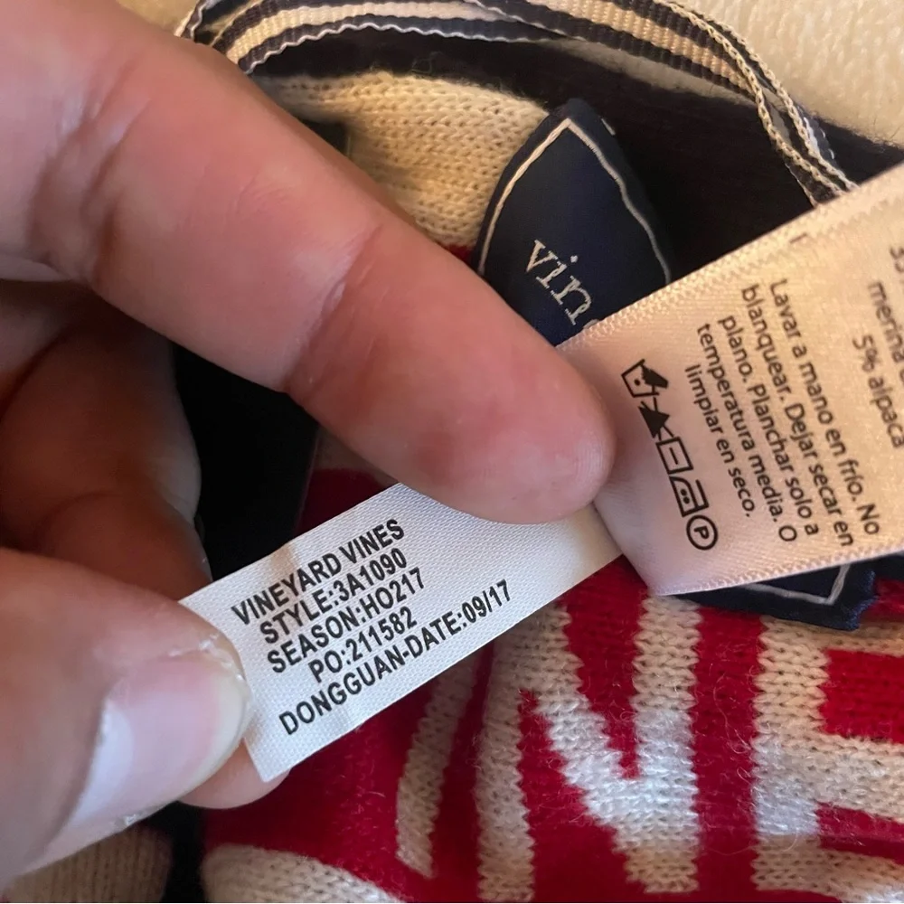 NWT Vineyard Vines Boys‎ Red Blue Scarf